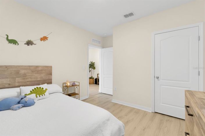 Image No.32-4 Bed Property for sale