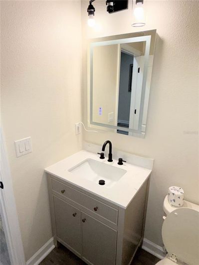 Image No.28-5 Bed Property for sale