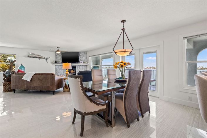 Image No.15-2 Bed Property for sale