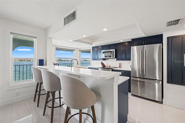 Image No.2-2 Bed Property for sale