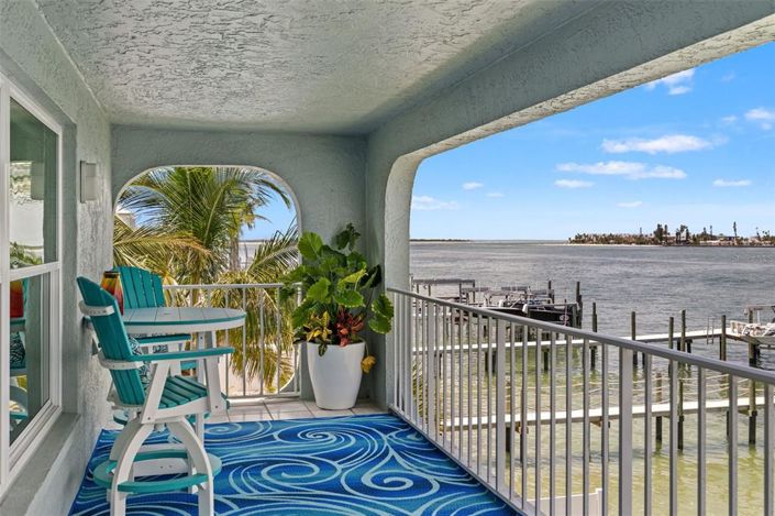 Image No.38-2 Bed Property for sale