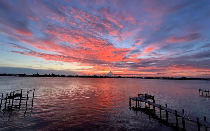 Image No.4-2 Bed Property for sale