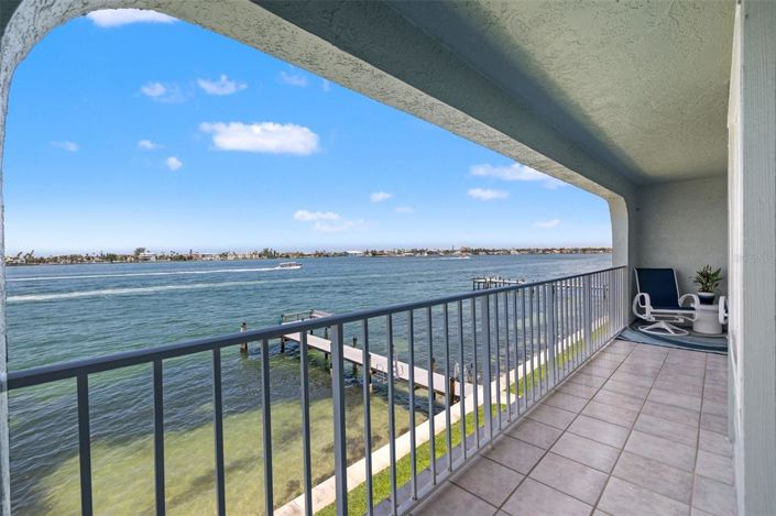 Image No.42-2 Bed Property for sale