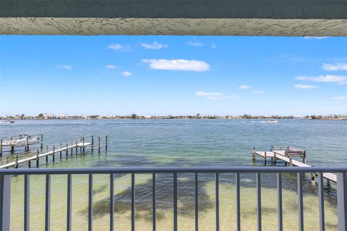 Image No.44-2 Bed Property for sale