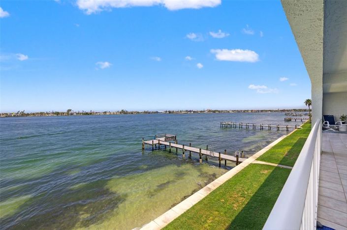 Image No.49-2 Bed Property for sale