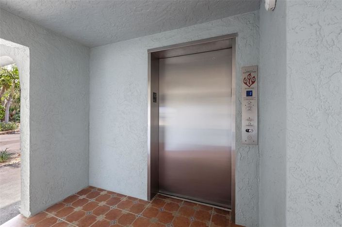 Image No.51-2 Bed Property for sale