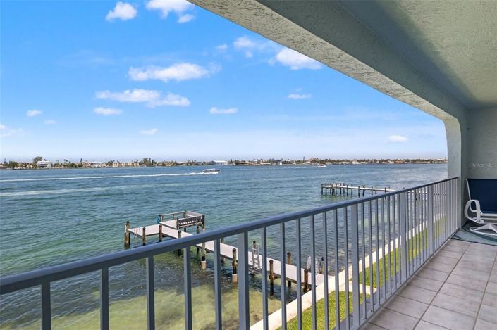 Image No.7-2 Bed Property for sale