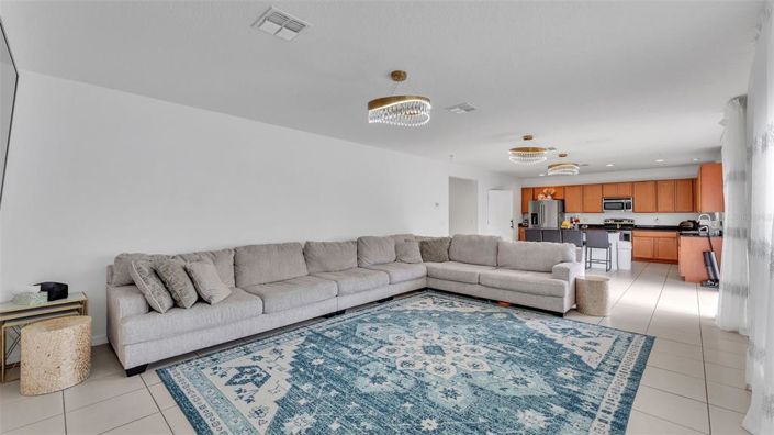 Image No.15-4 Bed Property for sale