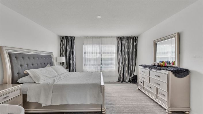 Image No.26-4 Bed Property for sale