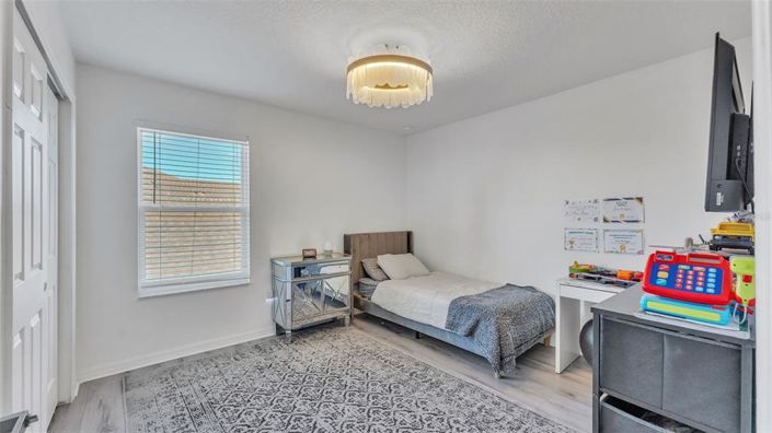 Image No.32-4 Bed Property for sale