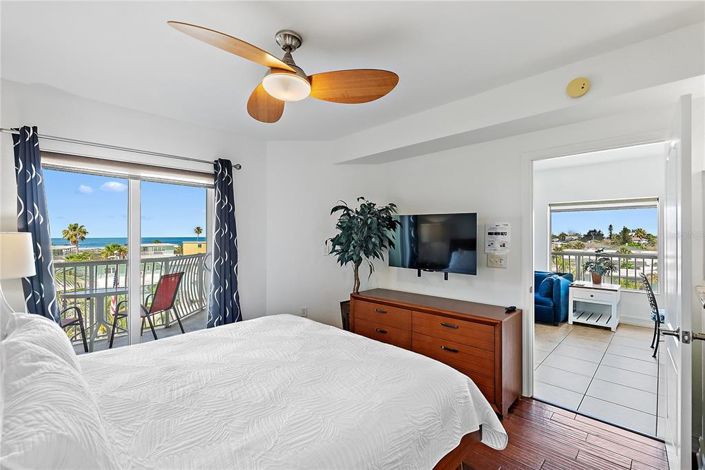 Image No.13-2 Bed Property for sale