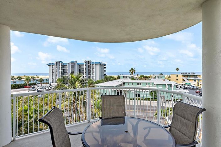 Image No.30-2 Bed Property for sale