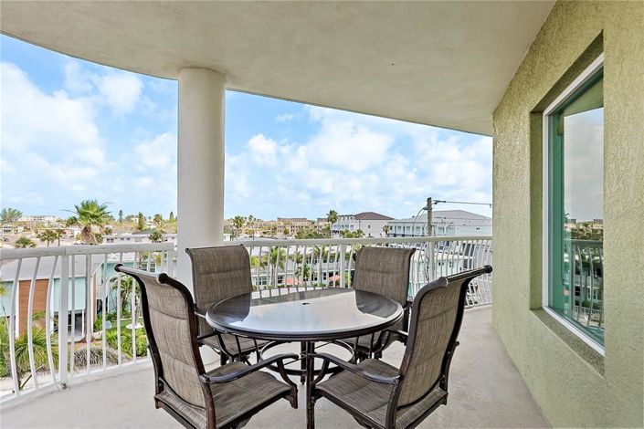 Image No.31-2 Bed Property for sale