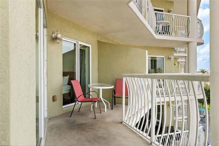 Image No.32-2 Bed Property for sale