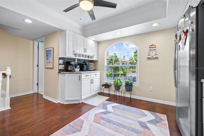 Image No.13-2 Bed Townhouse for sale