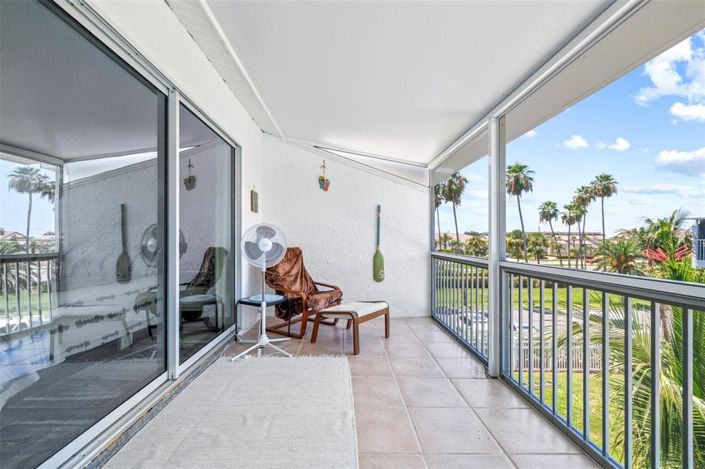 Image No.28-2 Bed Townhouse for sale