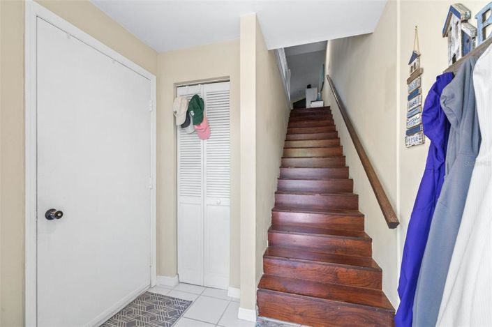 Image No.3-2 Bed Townhouse for sale