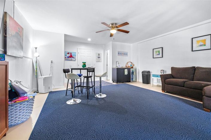 Image No.31-2 Bed Townhouse for sale