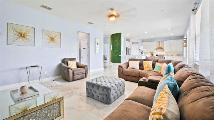 Image No.15-5 Bed Property for sale