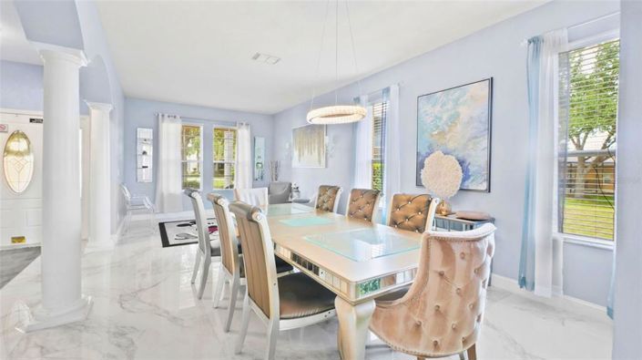 Image No.9-5 Bed Property for sale