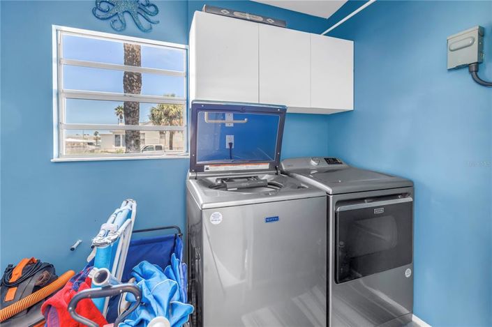 Image No.36-3 Bed Property for sale