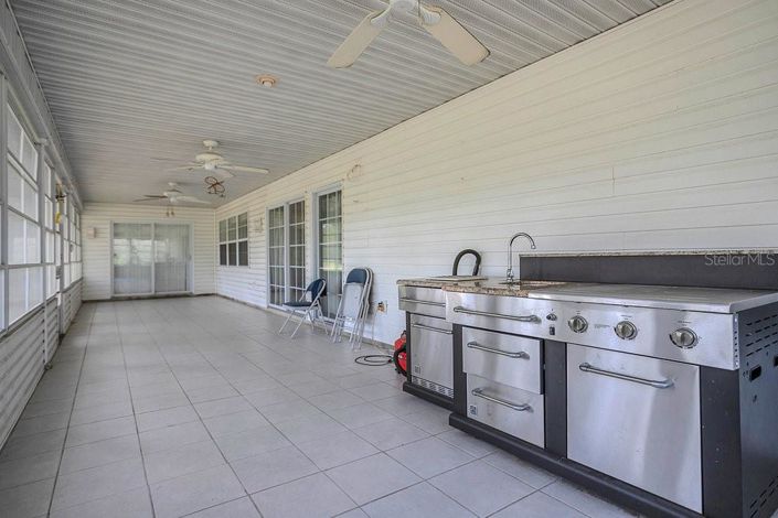 Image No.4-3 Bed Property for sale