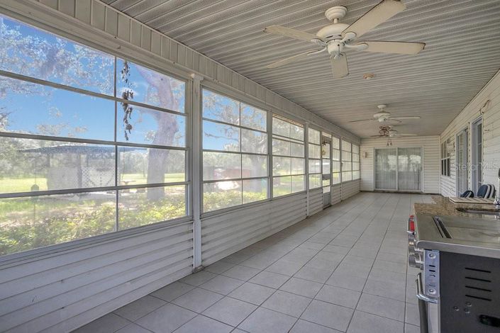 Image No.5-3 Bed Property for sale