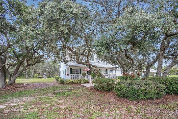 Image No.8-3 Bed Property for sale