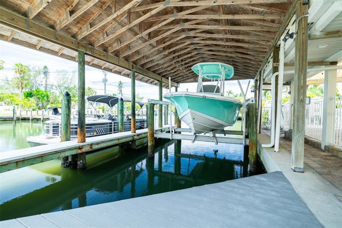 Image No.9-4 Bed Property for sale