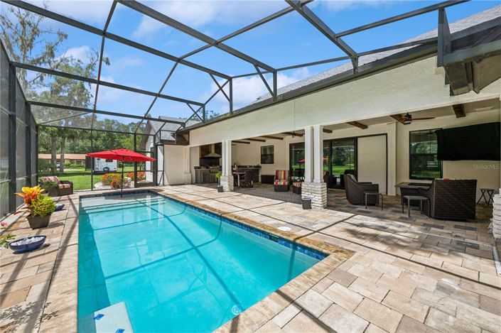 Image No.21-3 Bed Property for sale