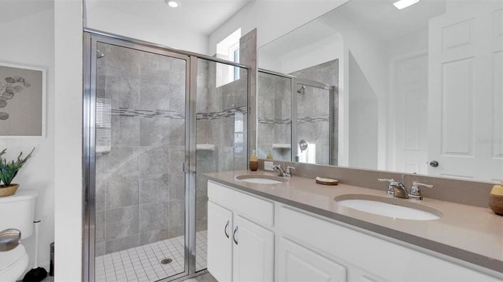 Image No.46-5 Bed Townhouse for sale