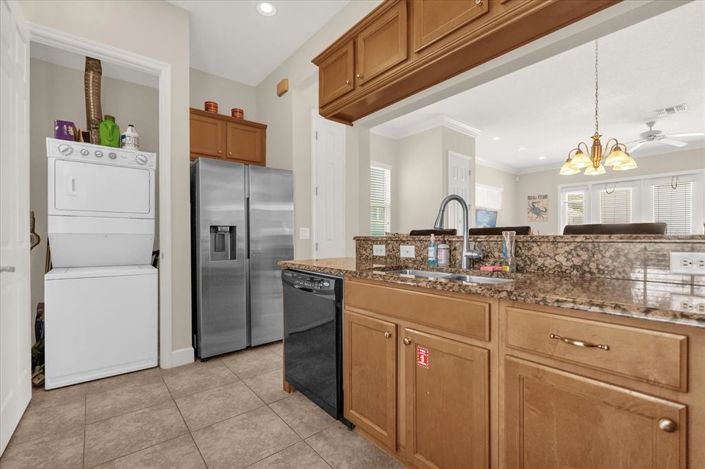 Image No.10-3 Bed Property for sale