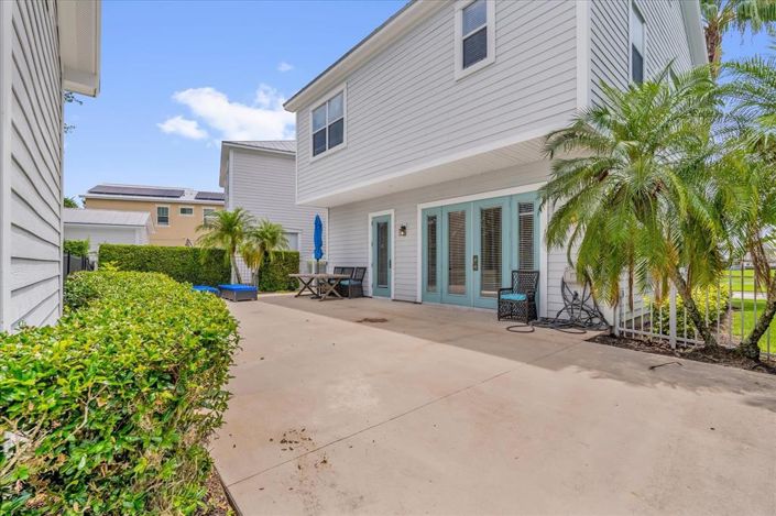 Image No.23-3 Bed Property for sale