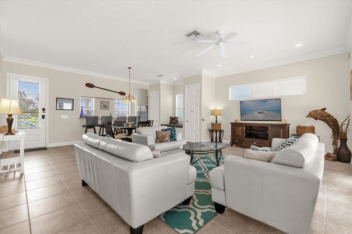 Image No.4-3 Bed Property for sale