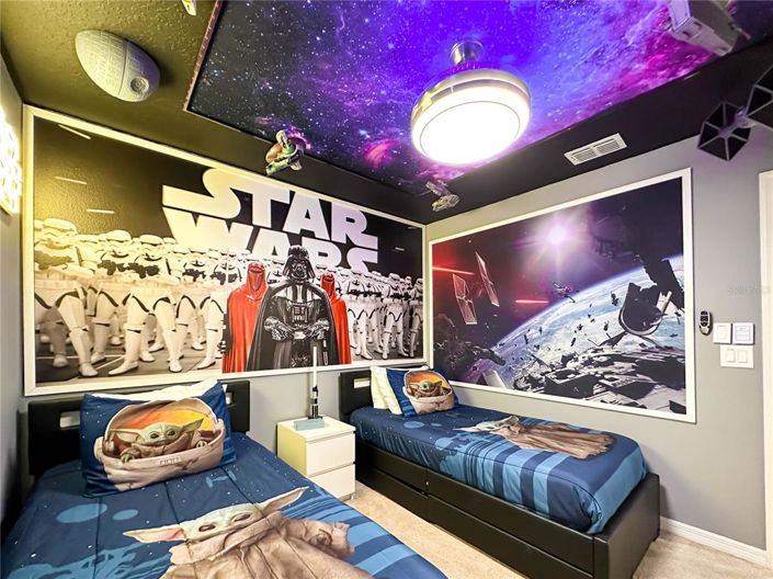 Image No.21-5 Bed Townhouse for sale