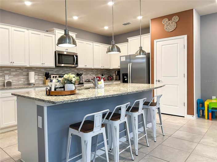 Image No.4-5 Bed Townhouse for sale