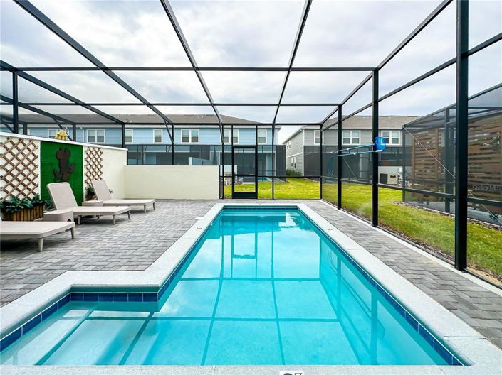 Image No.43-5 Bed Townhouse for sale