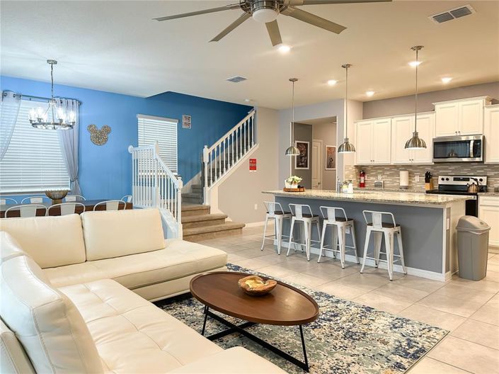 Image No.7-5 Bed Townhouse for sale