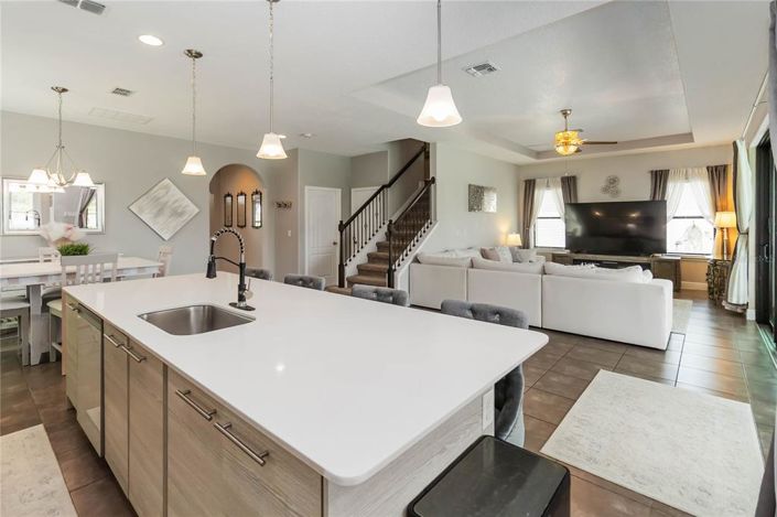 Image No.11-4 Bed Property for sale