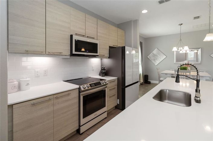 Image No.12-4 Bed Property for sale