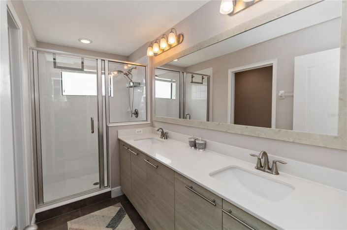 Image No.23-4 Bed Property for sale