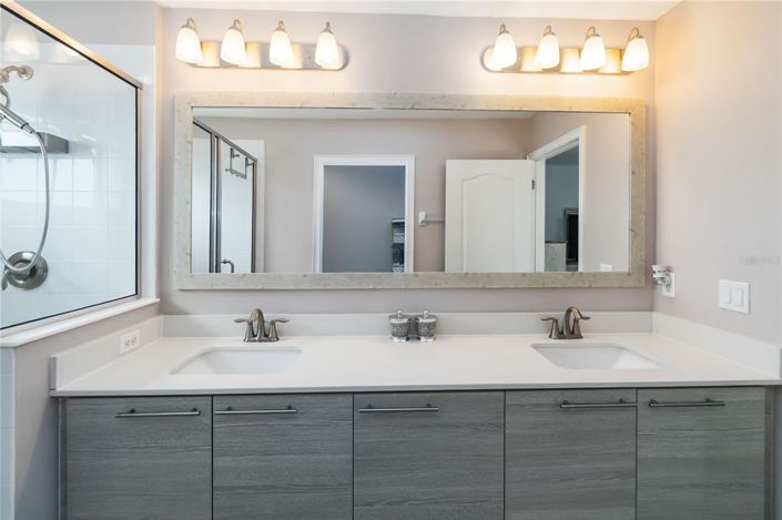 Image No.24-4 Bed Property for sale