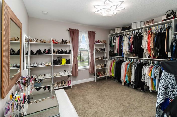 Image No.25-4 Bed Property for sale