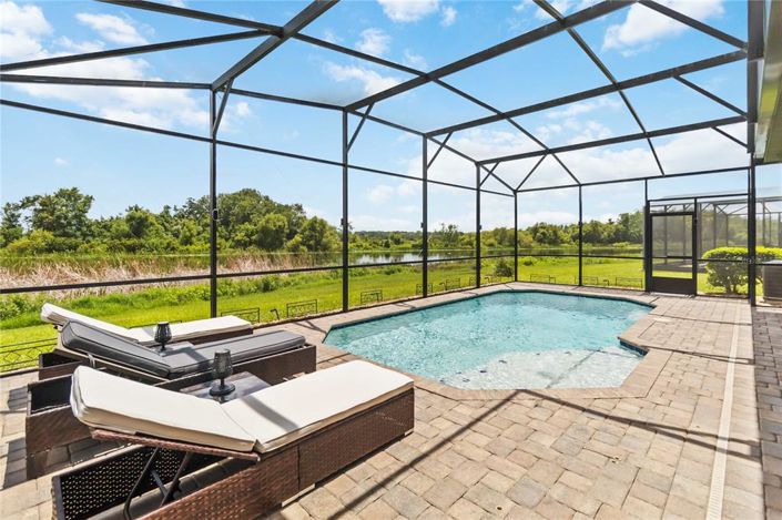 Image No.3-4 Bed Property for sale