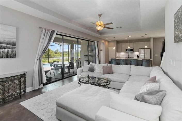 Image No.7-4 Bed Property for sale