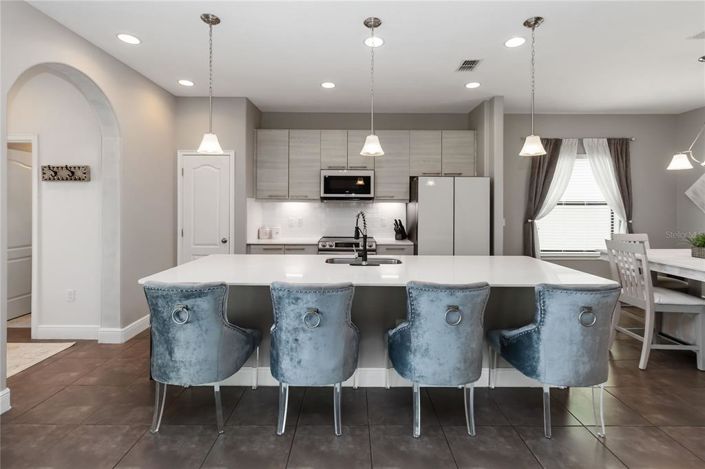 Image No.9-4 Bed Property for sale