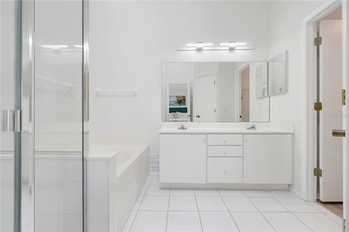 Image No.22-4 Bed Property for sale