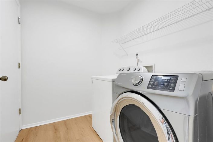 Image No.32-4 Bed Property for sale