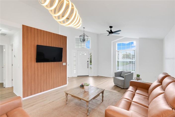 Image No.7-4 Bed Property for sale