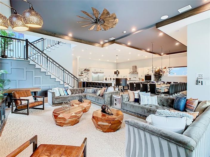 Image No.26-10 Bed Property for sale